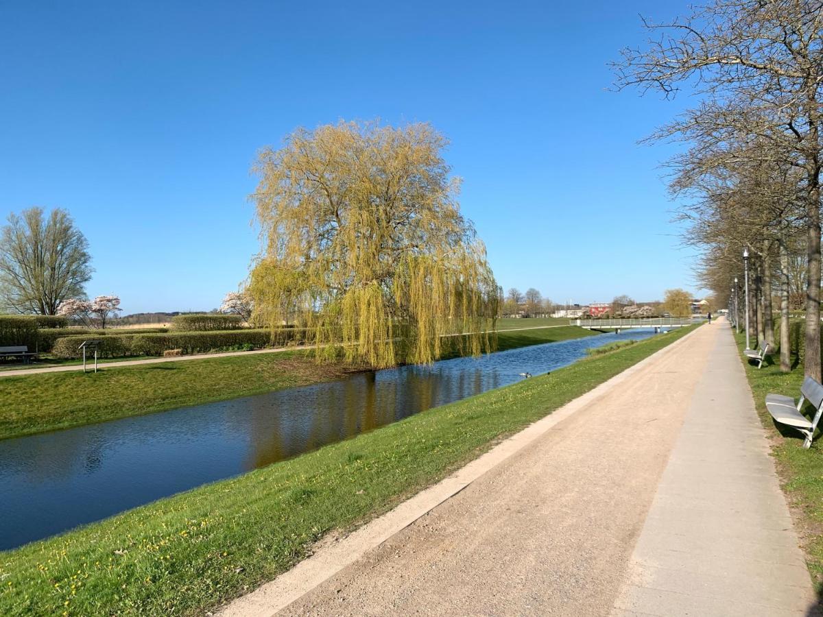 Trash De Luxe Apartman Schleswig Kültér fotó