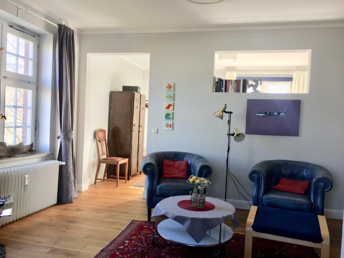 Trash De Luxe Apartman Schleswig Kültér fotó