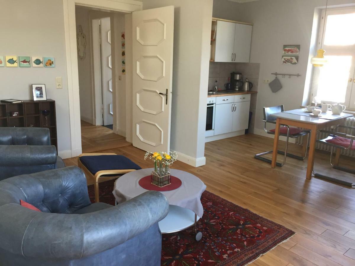 Trash De Luxe Apartman Schleswig Kültér fotó